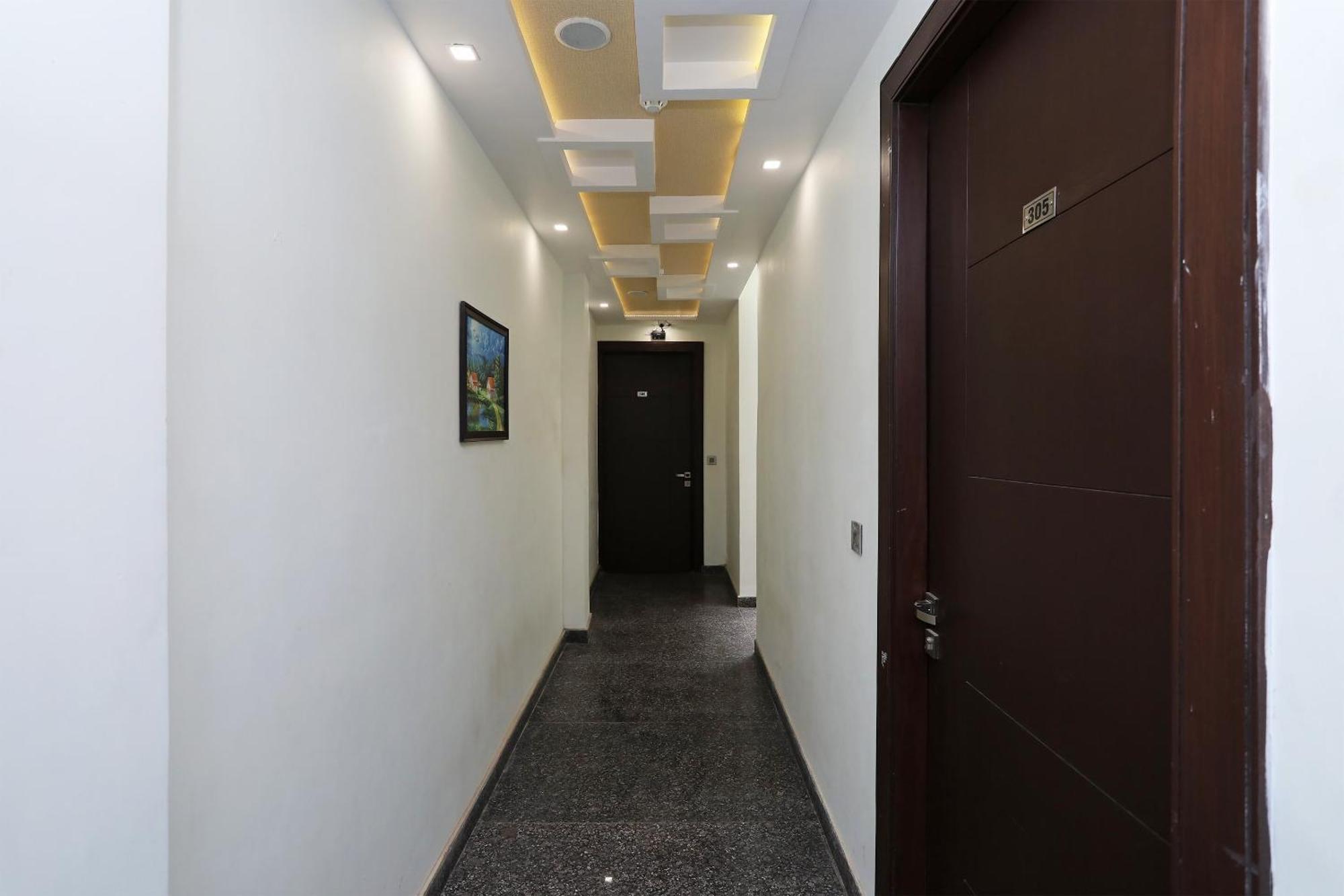 Oyo Hotel Vaishnavi Heritage Inn อัครา ภายนอก รูปภาพ